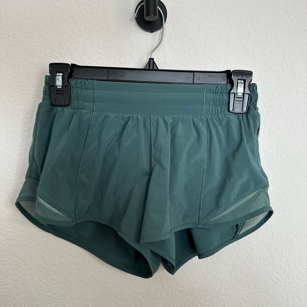 Lululemon Hotty Hot Shorts Size 4